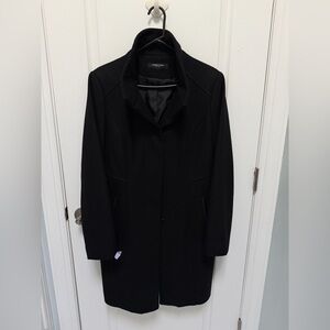 Kenneth Cole Women's Black Coat, Size XL, Button Closure, 2 zip pockets